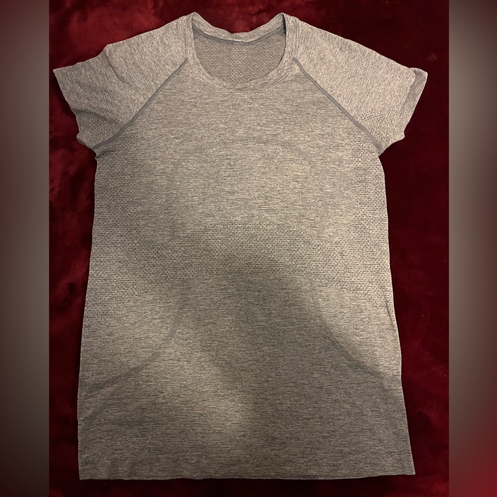 Lululemon swiftly tech short sleeve, Grey